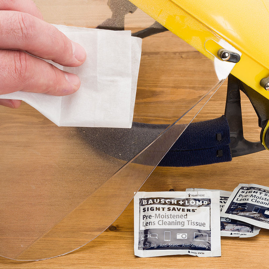 Bausch & Lomb Lens Cleaning Towelettes - 100 Pack