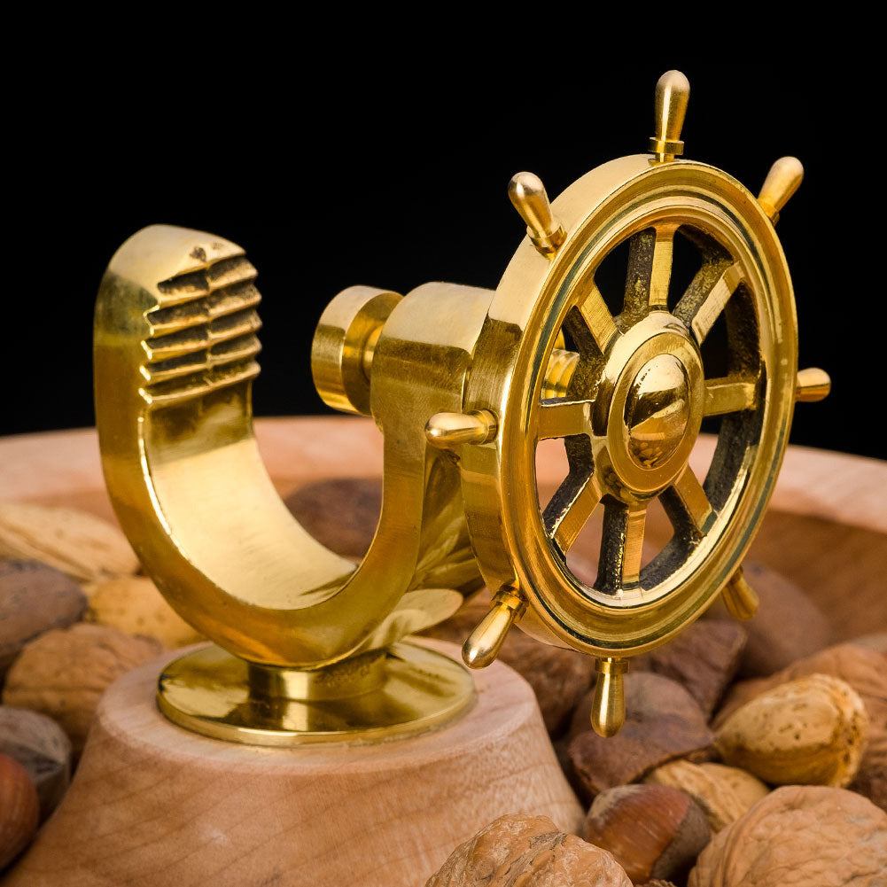【真鍮くるみ割り】Brass Ships Wheel Nutcracker Ships Wheel Nutcracker Kit – Craft Supplies USA